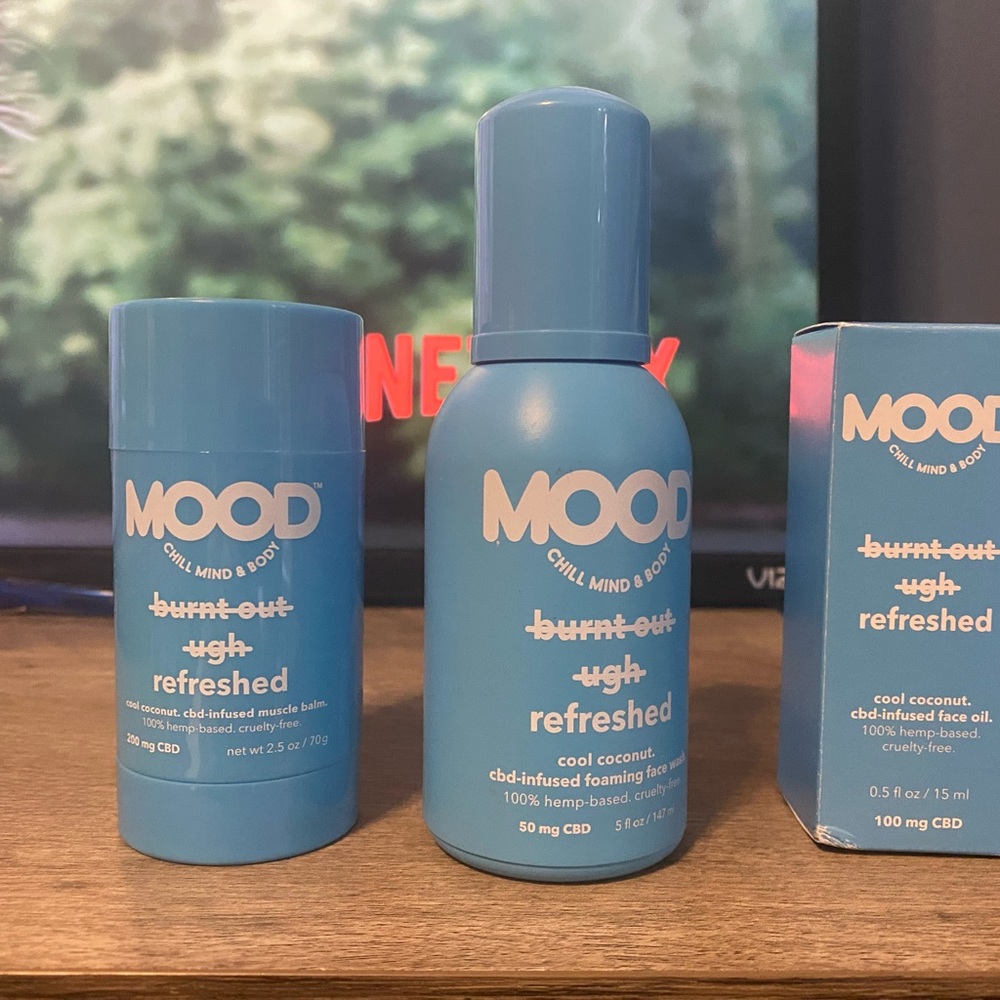 Makeup bundle - Picture 2 of 7